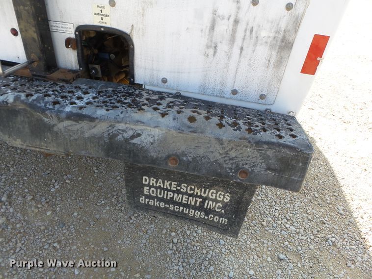 image for item DH7780 2010 Dodge Ram 5500 bucket truck