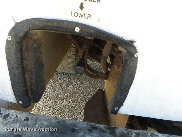 image for item DH7780 2010 Dodge Ram 5500 bucket truck