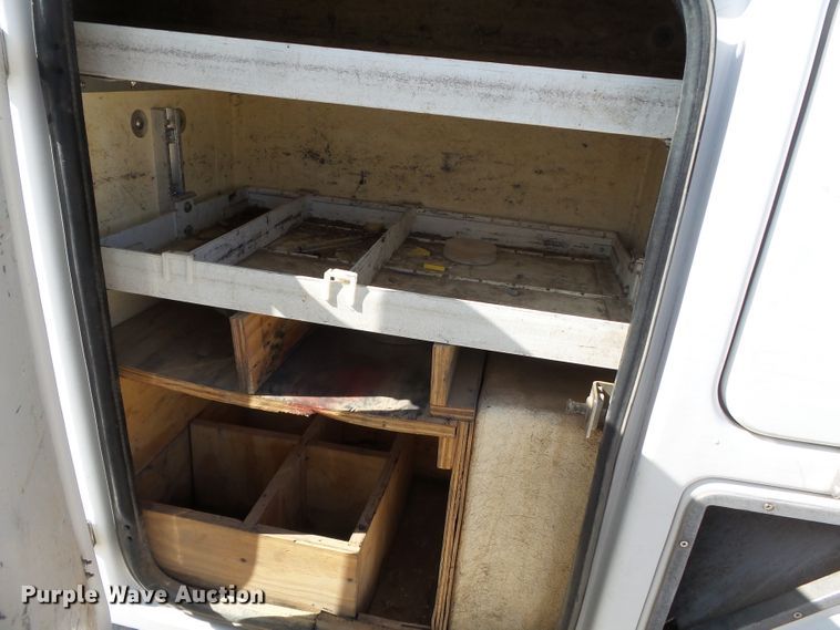 image for item DH7780 2010 Dodge Ram 5500 bucket truck