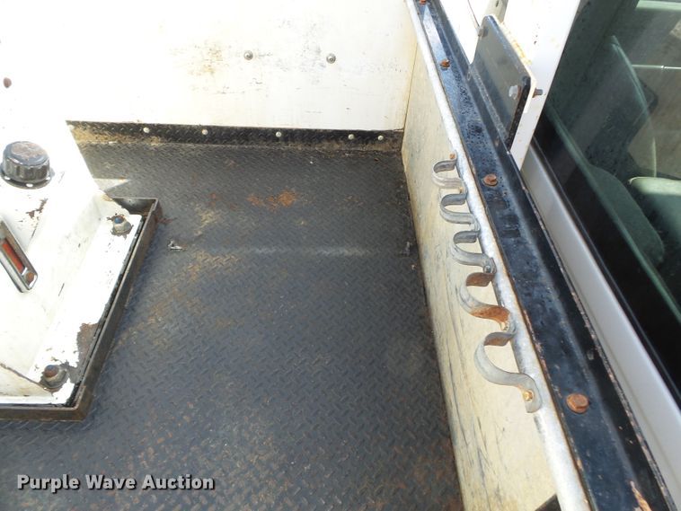 image for item DH7780 2010 Dodge Ram 5500 bucket truck