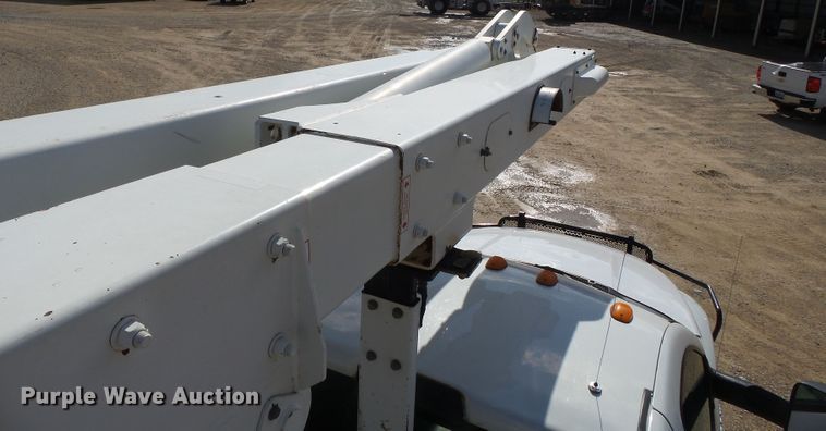 image for item DH7780 2010 Dodge Ram 5500 bucket truck