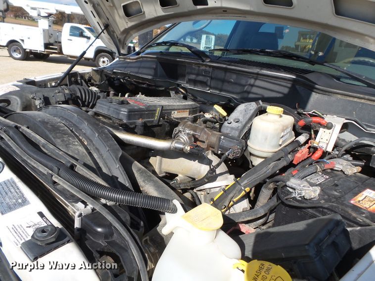 image for item DH7780 2010 Dodge Ram 5500 bucket truck