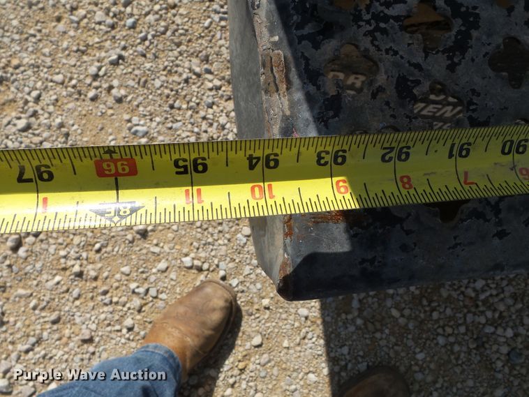 image for item DH7780 2010 Dodge Ram 5500 bucket truck