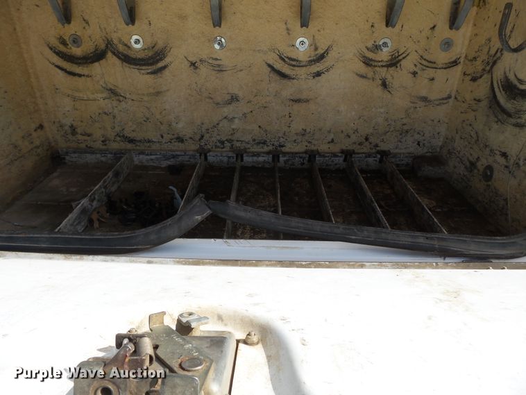 image for item DH7781 2008 Dodge Ram 5500 bucket truck