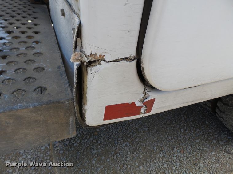 image for item DH7781 2008 Dodge Ram 5500 bucket truck