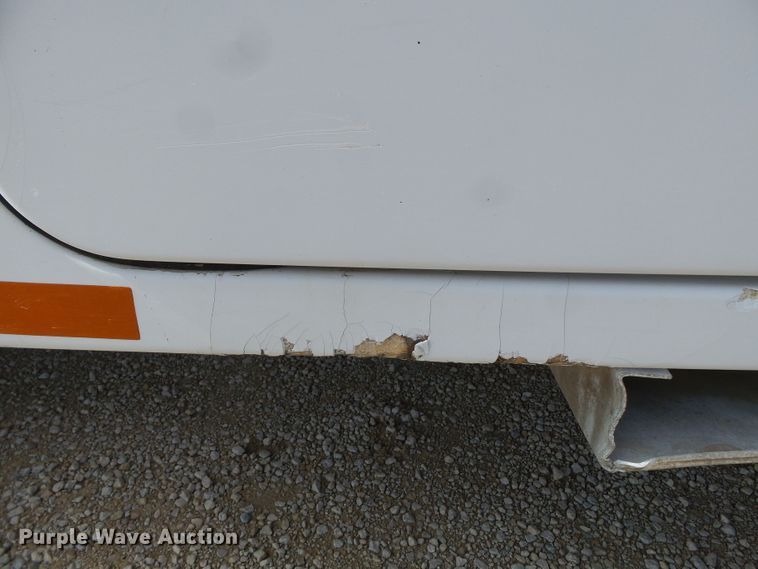 image for item DH7781 2008 Dodge Ram 5500 bucket truck