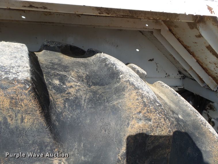 image for item DH7782 1997 John Deere 540B skidder with aerial bucket lift