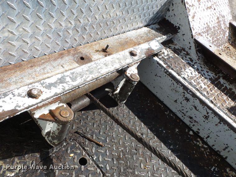 image for item DH7782 1997 John Deere 540B skidder with aerial bucket lift