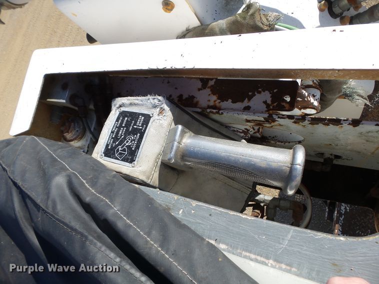 image for item DH7782 1997 John Deere 540B skidder with aerial bucket lift