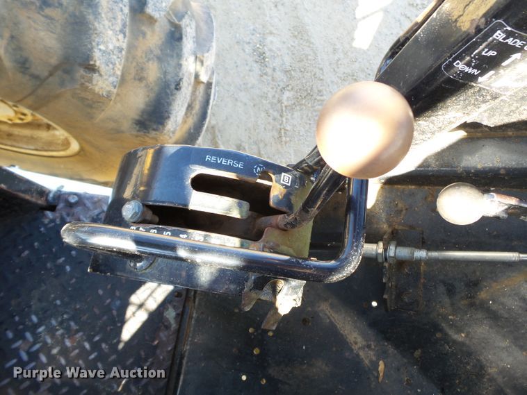 image for item DH7782 1997 John Deere 540B skidder with aerial bucket lift