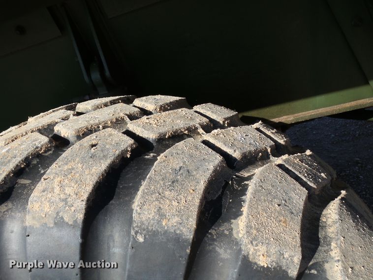 image for item DH7785 1989 P & H HSHMC-25 crane