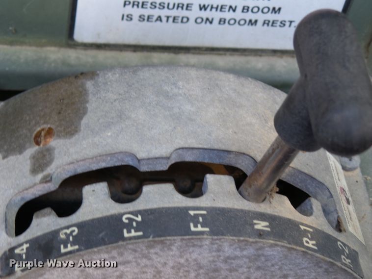 image for item DH7785 1989 P & H HSHMC-25 crane