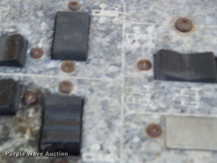 image for item DH7785 1989 P & H HSHMC-25 crane