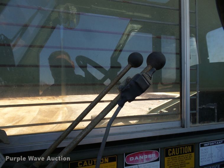 image for item DH7785 1989 P & H HSHMC-25 crane