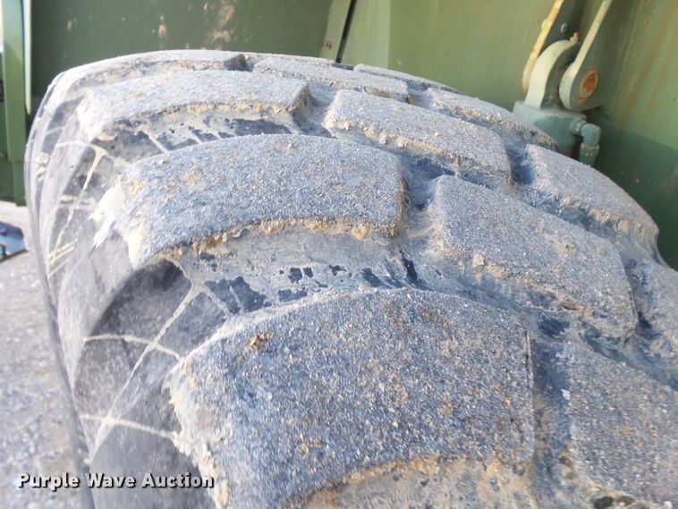 image for item DH7785 1989 P & H HSHMC-25 crane