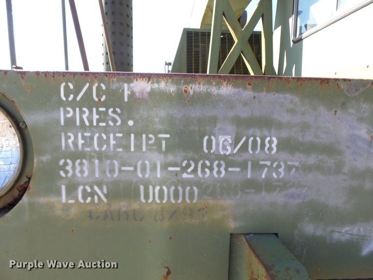 image for item DH7785 1989 P & H HSHMC-25 crane