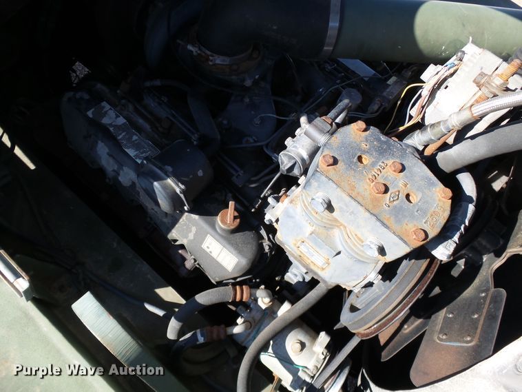 image for item DH7785 1989 P & H HSHMC-25 crane