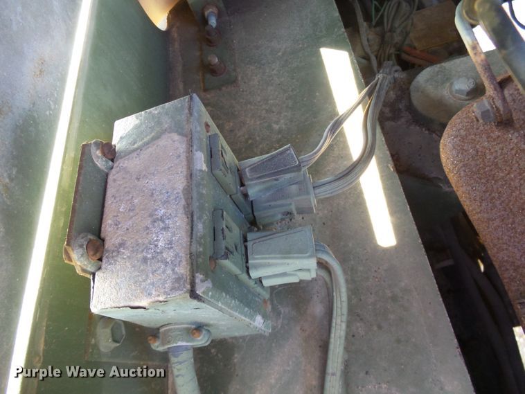 image for item DH7785 1989 P & H HSHMC-25 crane