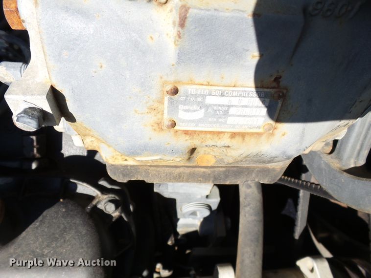 image for item DH7785 1989 P & H HSHMC-25 crane