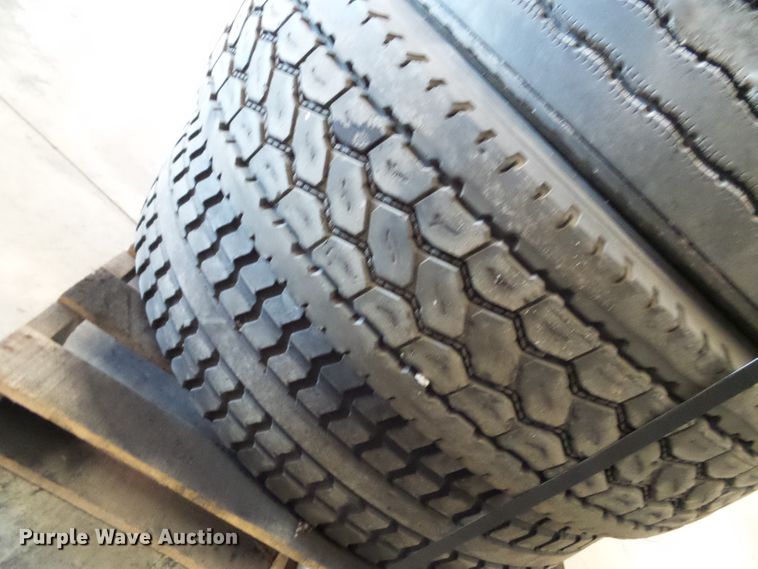 image for item DI0693 Tires and wheels