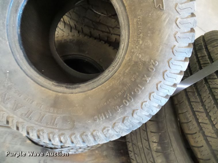 image for item DI0693 Tires and wheels