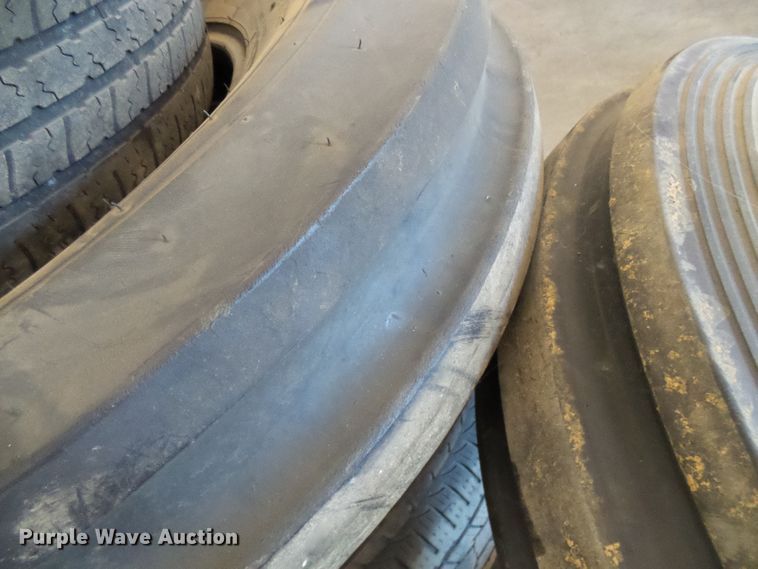 image for item DI0693 Tires and wheels