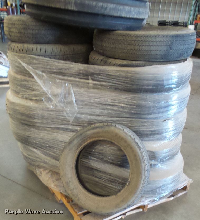 image for item DI0693 Tires and wheels
