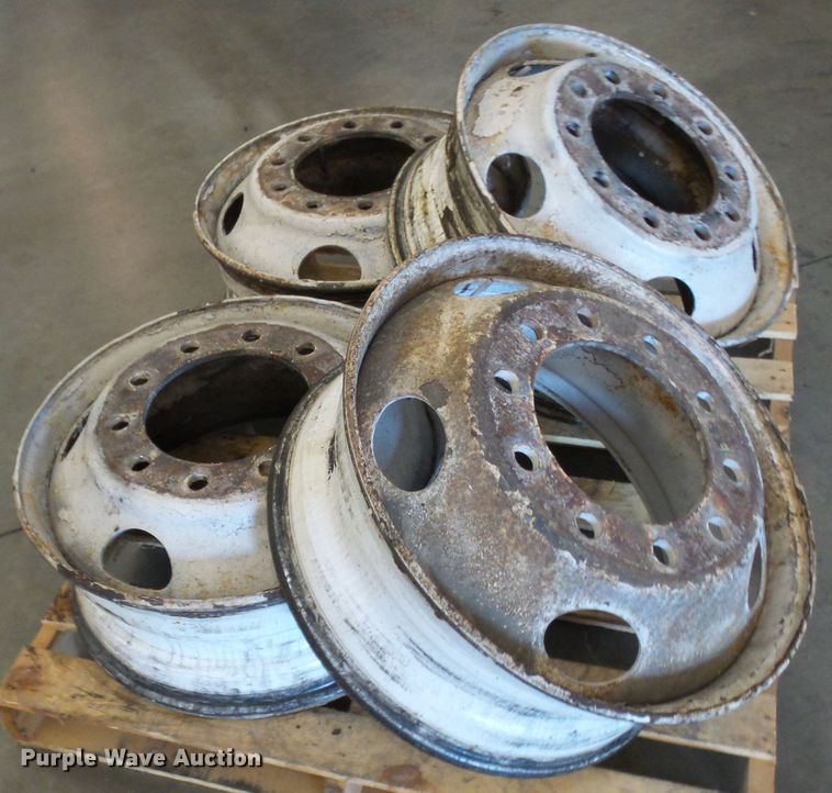 image for item DI0693 Tires and wheels