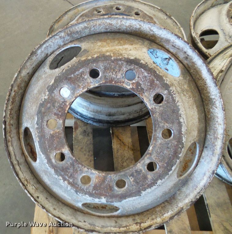 image for item DI0693 Tires and wheels