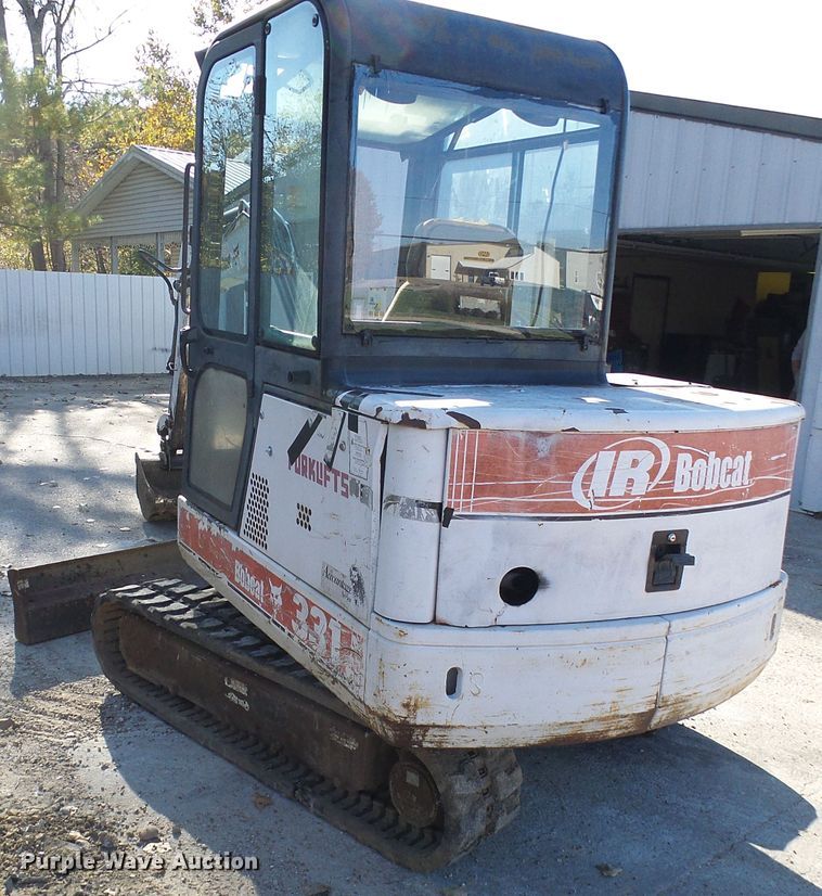 image for item DI0727 2000 Bobcat 331 mini excavator