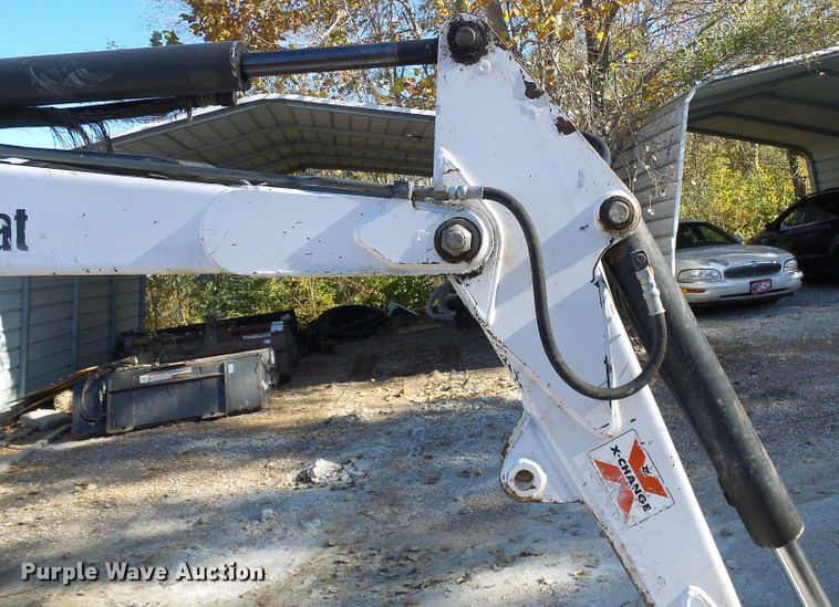 image for item DI0727 2000 Bobcat 331 mini excavator