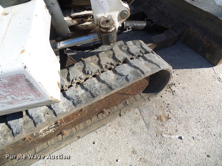 image for item DI0727 2000 Bobcat 331 mini excavator