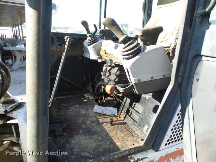 image for item DI0727 2000 Bobcat 331 mini excavator