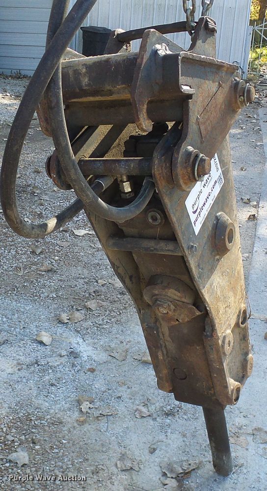 image for item DI0728 Bobcat breaker