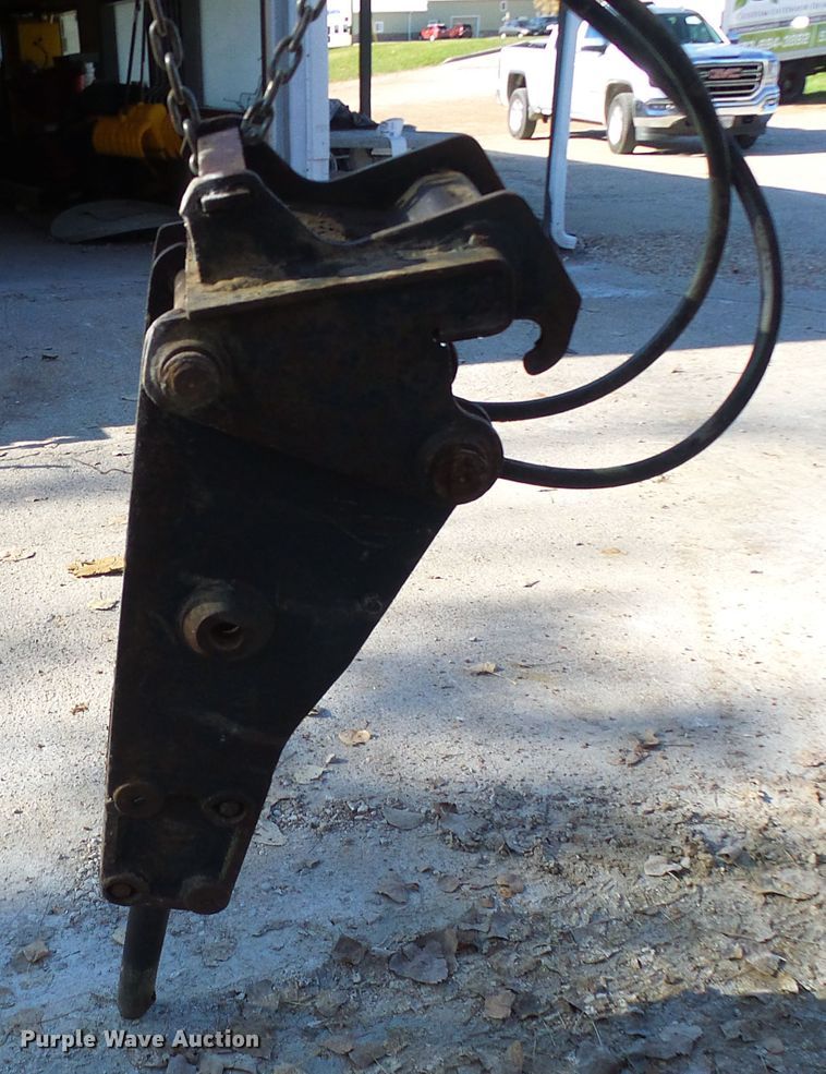 image for item DI0728 Bobcat breaker