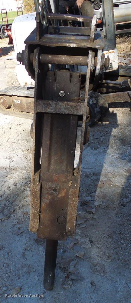 image for item DI0728 Bobcat breaker