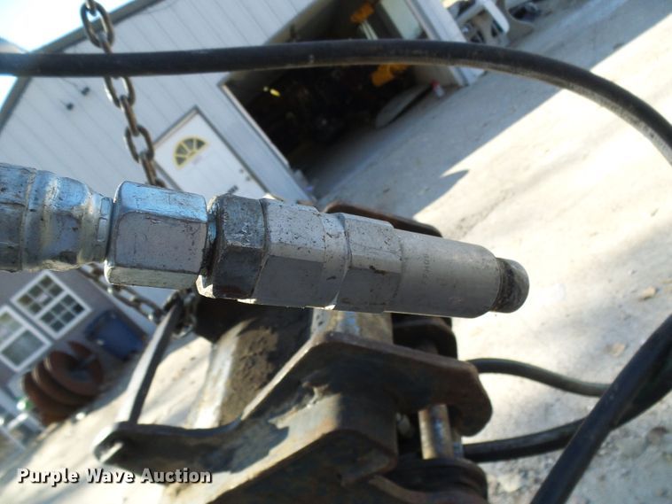 image for item DI0728 Bobcat breaker