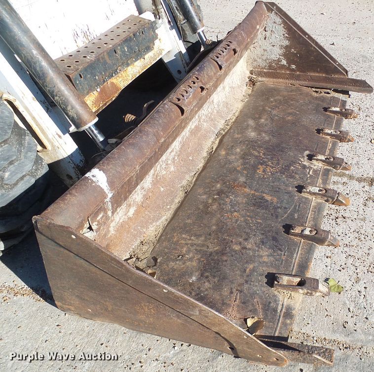 image for item DI0729 2000 Bobcat 873 skid steer