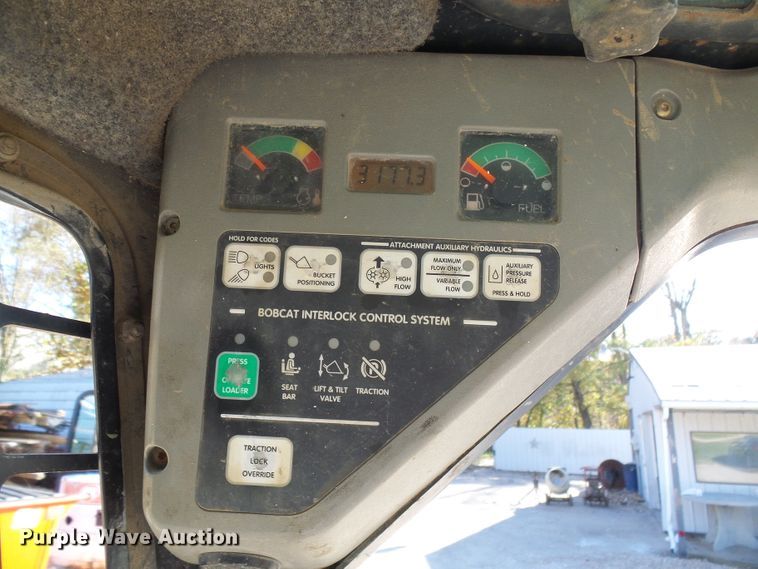 image for item DI0729 2000 Bobcat 873 skid steer