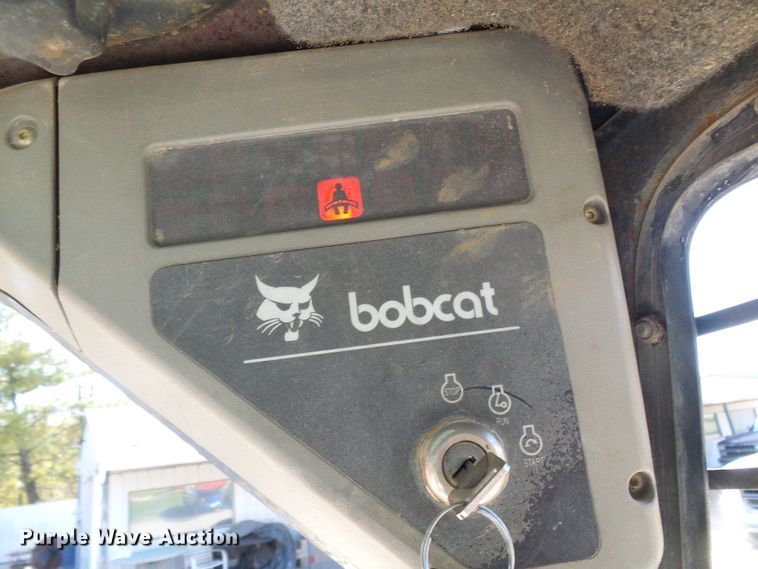 image for item DI0729 2000 Bobcat 873 skid steer
