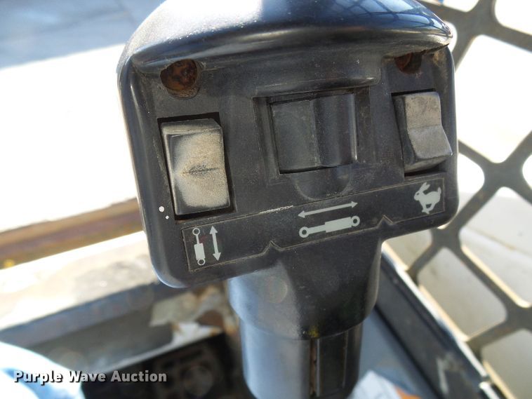 image for item DI0729 2000 Bobcat 873 skid steer