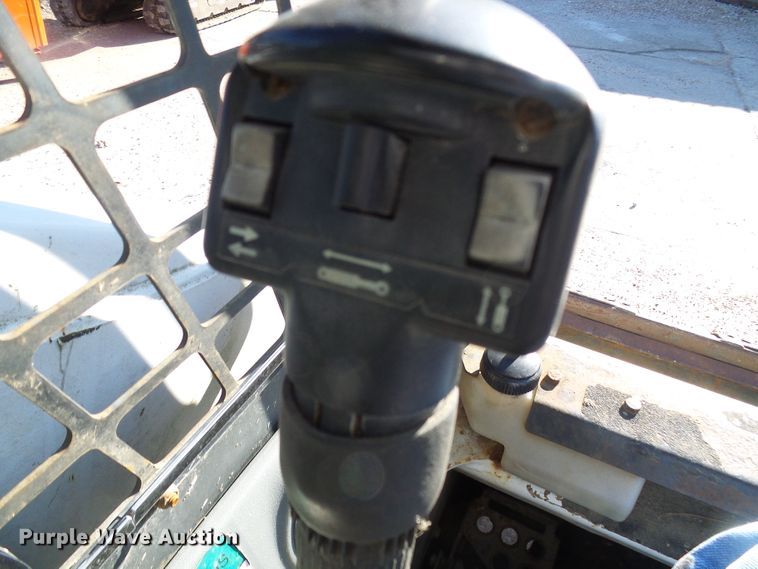 image for item DI0729 2000 Bobcat 873 skid steer