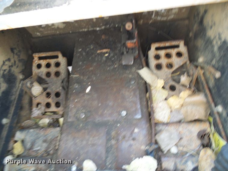 image for item DI0729 2000 Bobcat 873 skid steer