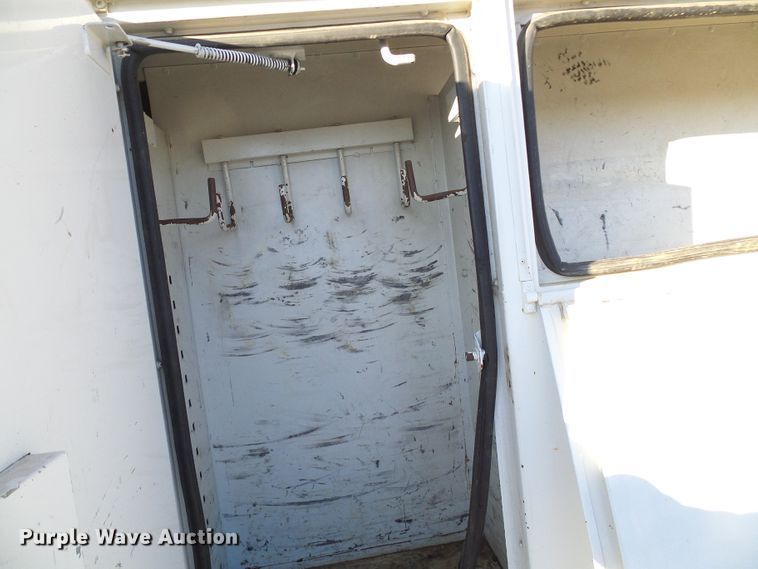 image for item DI0735 2006 Freightliner Business Class M2 digger derrick truck