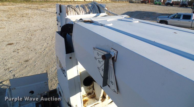 image for item DI0735 2006 Freightliner Business Class M2 digger derrick truck