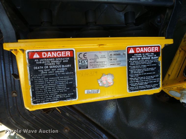 image for item DI0735 2006 Freightliner Business Class M2 digger derrick truck