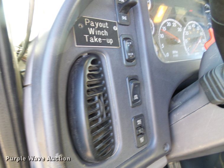 image for item DI0735 2006 Freightliner Business Class M2 digger derrick truck