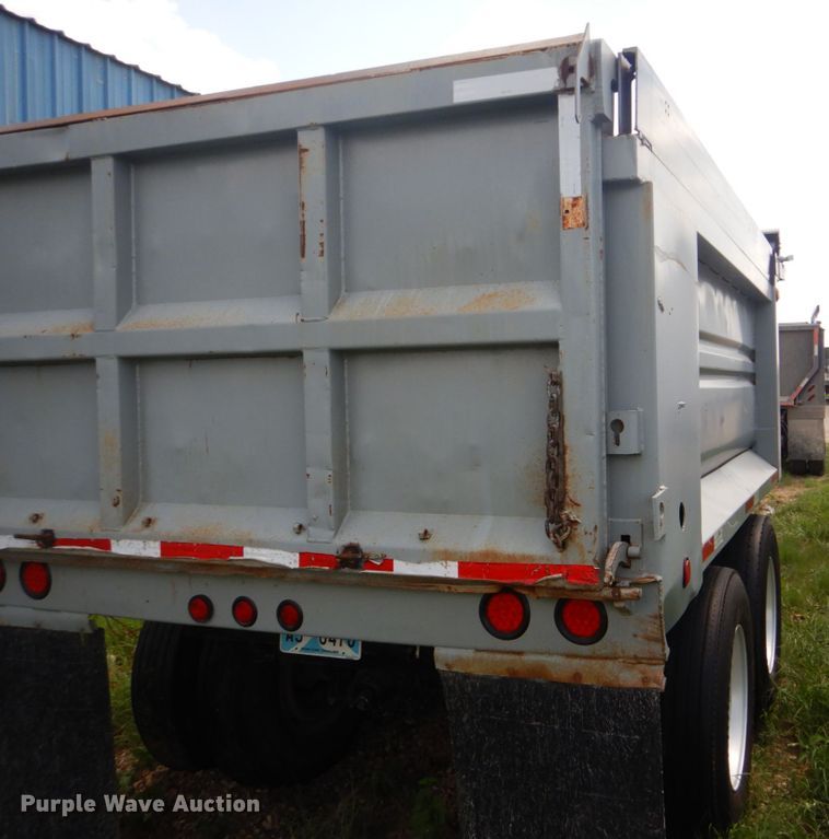 image for item DI2293 1986 Cherokee 120Y end dump pup trailer