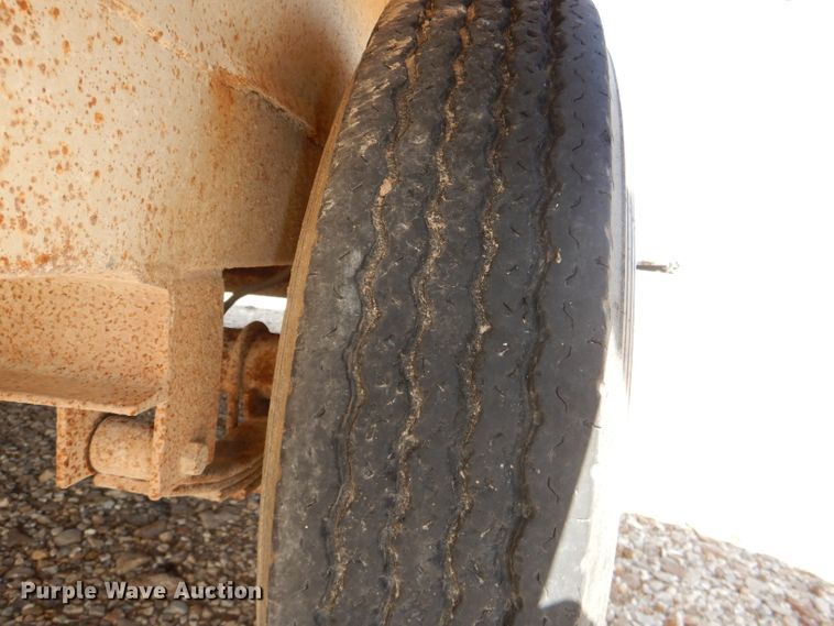 image for item DI2675 2001 Moran P1926KXL pole trailer