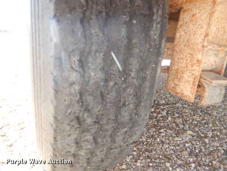 image for item DI2675 2001 Moran P1926KXL pole trailer